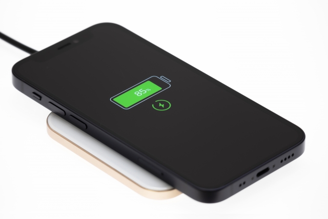 iPhone 充電 進まない