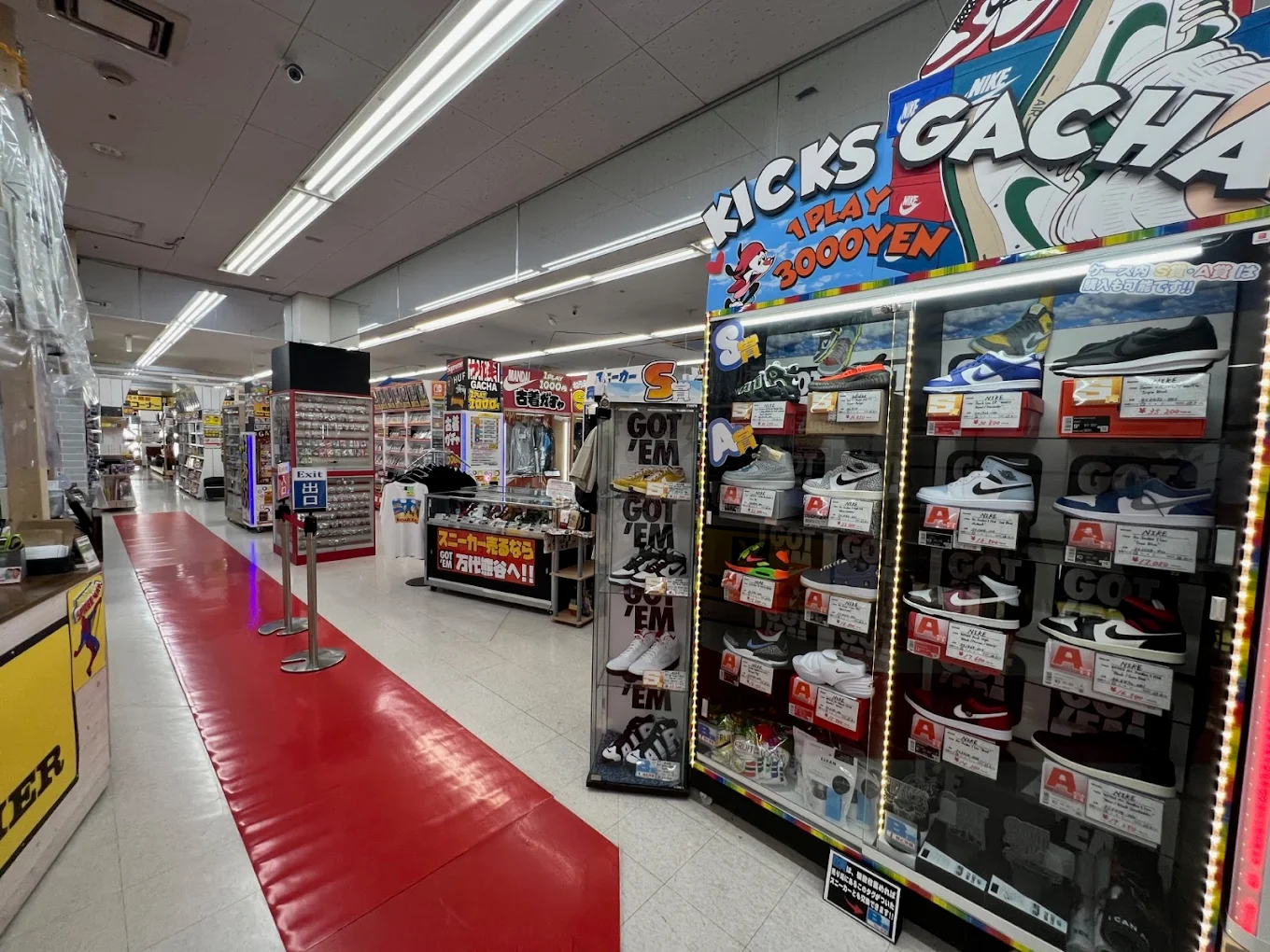 万代書店 熊谷店　口コミ　レビュー