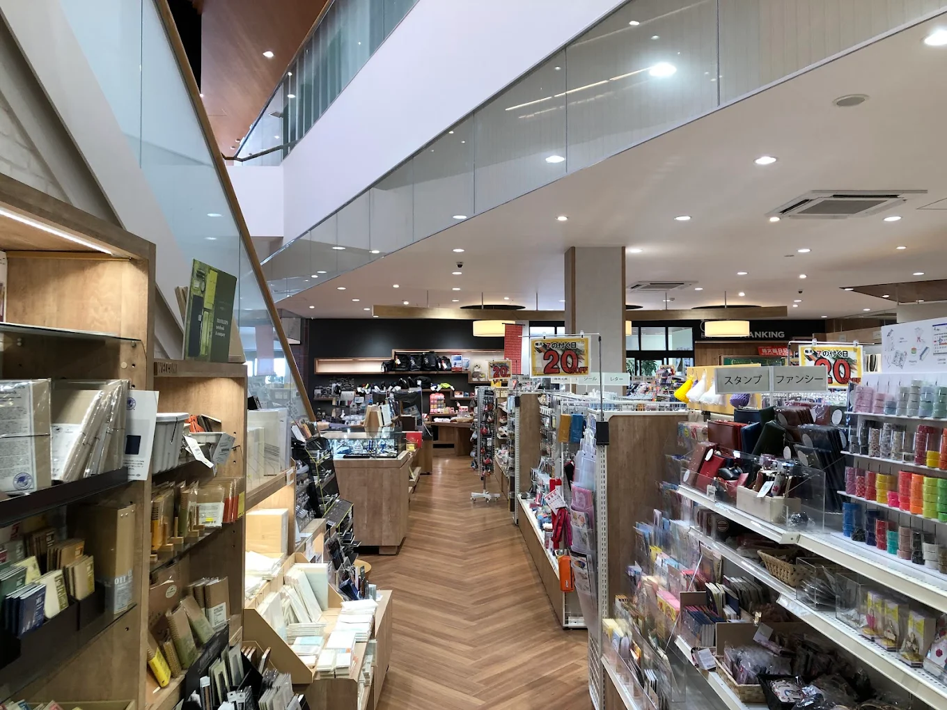 TSUTAYA 積文館書店 佐大通り店　口コミ　レビュー