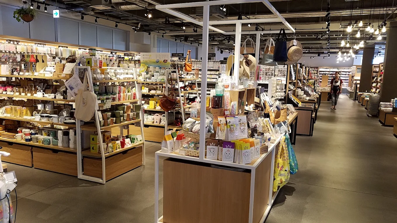 TSUTAYA 高松サンシャイン通り店　口コミ　レビュー