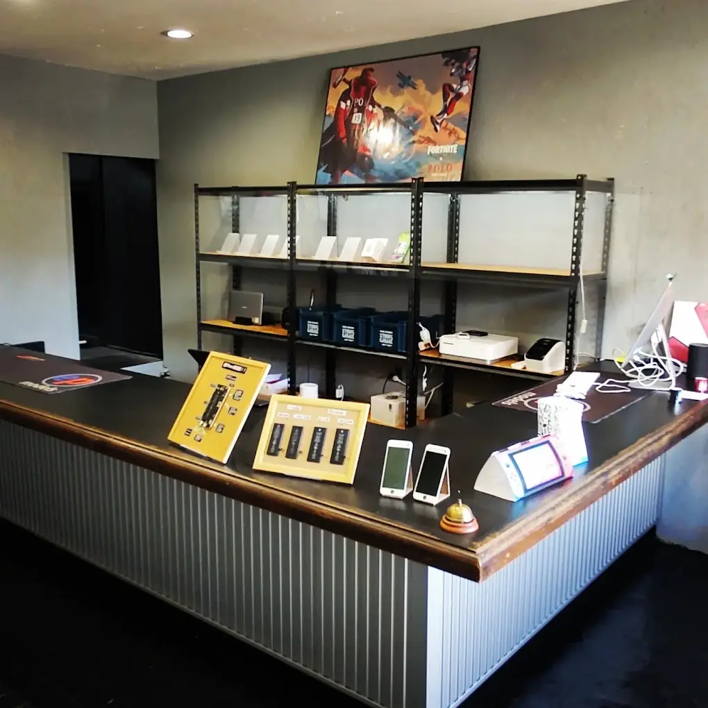 超iPhoneR革命！津チャム店　口コミ　レビュー