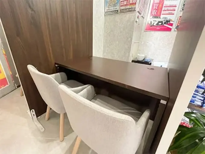 おたからや 三鷹駅南口本店　iPhone買取市場