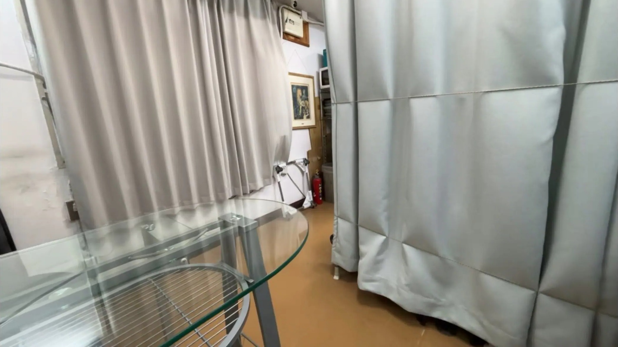 大阪買取コム 査定中の様子